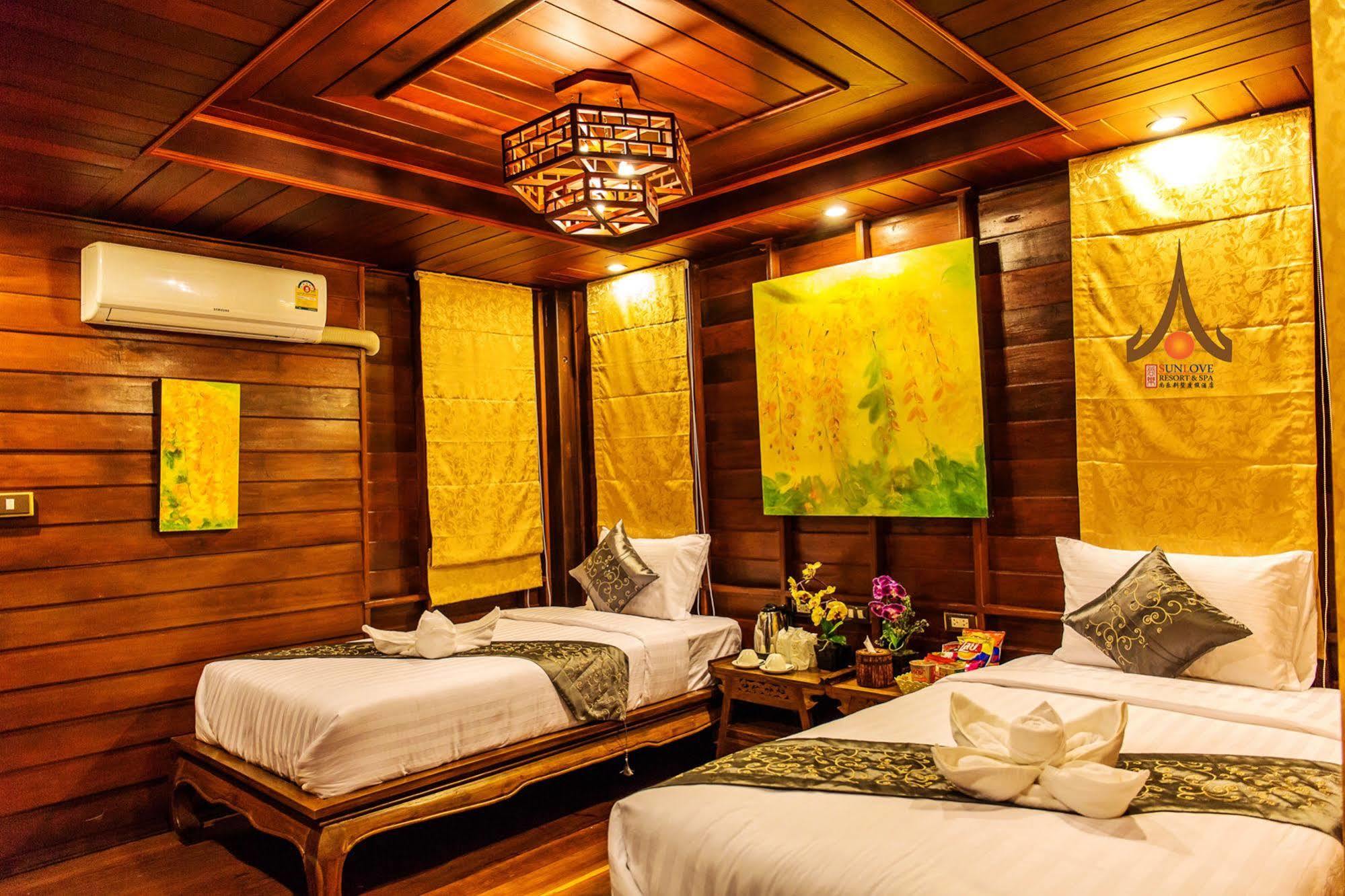 Sunlove Resort And Spa - Grand View Nakhon Pathom Exterior photo