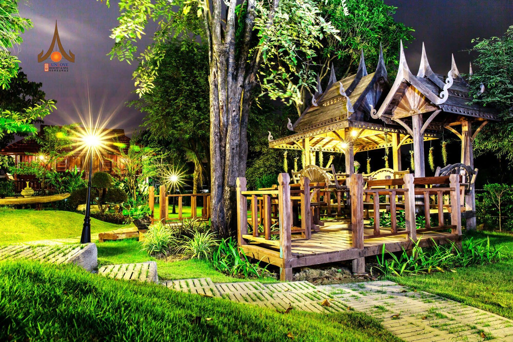 Sunlove Resort And Spa - Grand View Nakhon Pathom Exterior photo