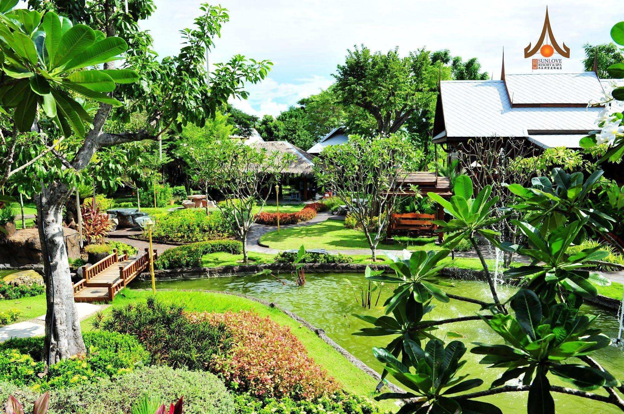 Sunlove Resort And Spa - Grand View Nakhon Pathom Exterior photo